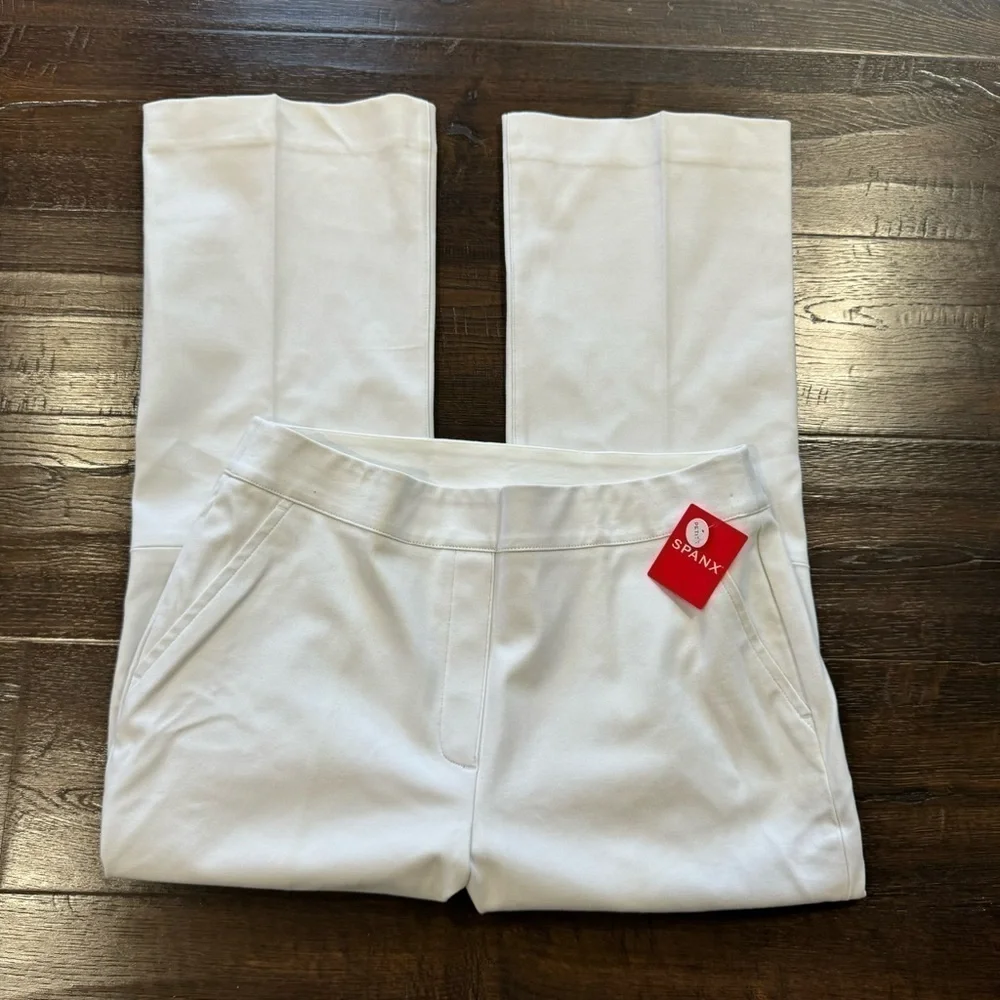 Spanx Silver Lining Classic White Kick Flare Pant Size Medium Petite Women